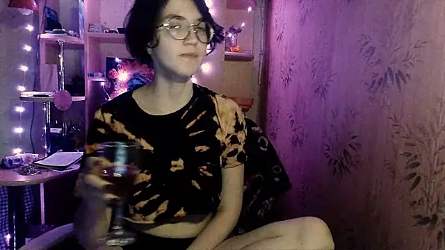 Alessa Kiss online show from May 11, 4:04 pm