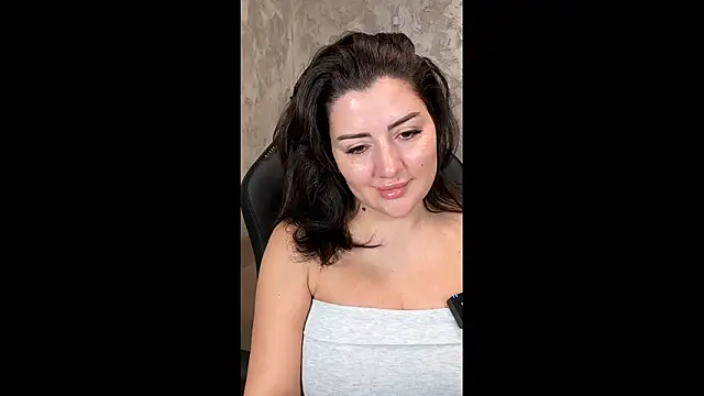 SophiePale online show from November 23, 8:27 am