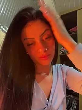 belababyy online show from May 13, 12:06 am
