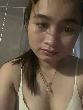 Cute-Sexyy online show from May 12, 1:58 am