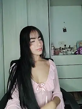 Alejandraa02 online show from June 3, 11:43 pm