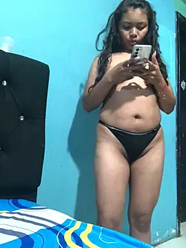 ChanellSweets online show from May 12, 3:26 am
