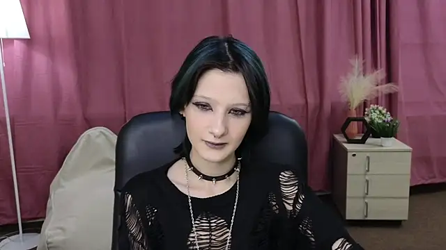 PearleneBolfa online show from May 13, 11:38 am