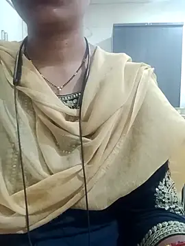 preetijii online show from May 14, 6:41 am