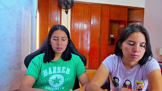 Soffy and Emily online show from May 13, 12:55 pm