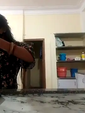 ayanloveannu online show from August 5, 4:02 pm