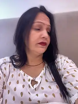 simmy14321 online show from July 2, 6:41 am