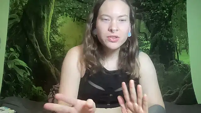 mo0ngoddess online show from February 24, 4:11 am