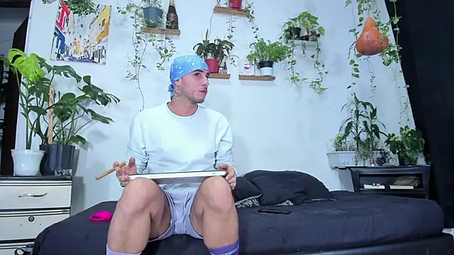 Adam Borsalino online show from July 17, 2:38 am