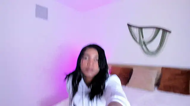 LiaNaughty  online show from May 21, 7:45 pm