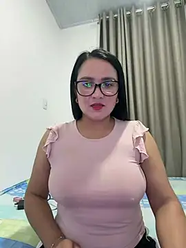 rousee69  online show from June 28, 12:28 am