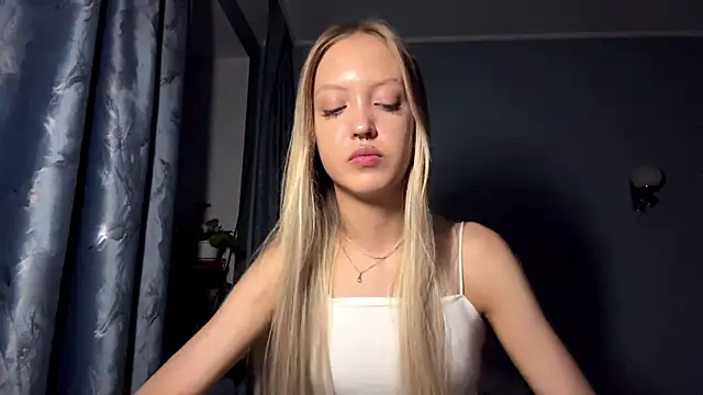 NievesHackey online show from June 17, 3:57 pm