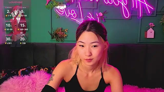 Runi Asian online show from July 12, 1:28 am