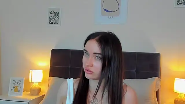 KellyWhites online show from June 16, 5:30 am