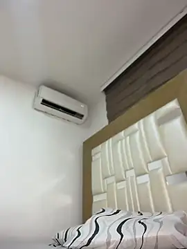 emily-Hornyy online show from June 13, 11:57 pm