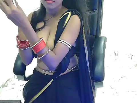 priya-roy61 online show from July 4, 4:08 am