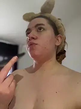 NikkiNix online show from July 2, 1:06 pm