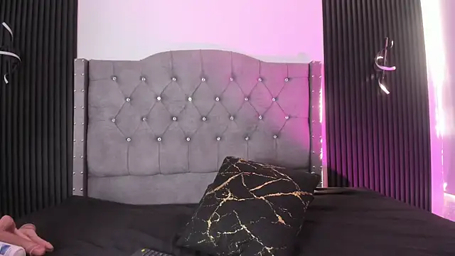 Dannae Lux online show from July 13, 7:58 pm