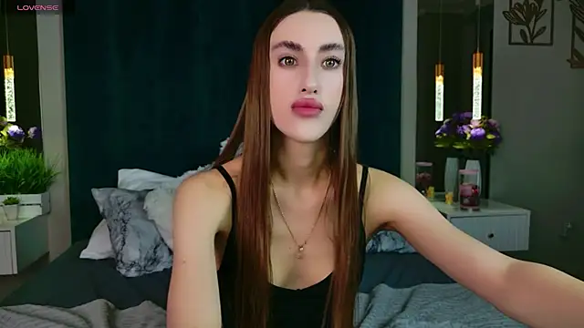 MadisonRen online show from June 28, 12:23 pm