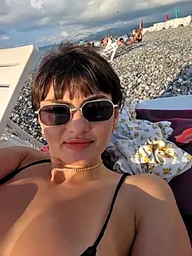 Anni Lee online show from July 17, 3:38 pm