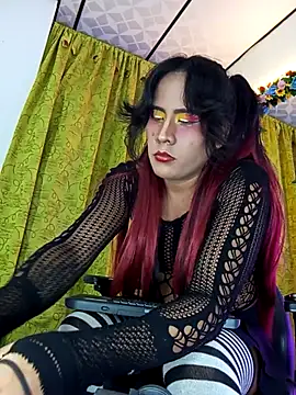 Elektra bigcock online show from July 18, 10:45 pm