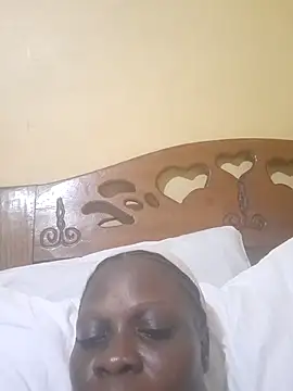 Kissify3 online show from June 9, 7:35 pm