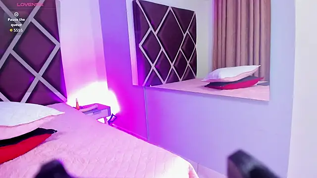 nahala 23 online show from July 17, 1:26 pm