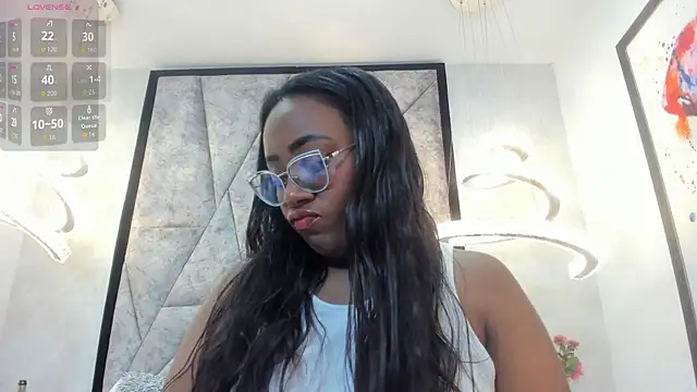 ZoeBrowns online show from July 14, 12:43 pm