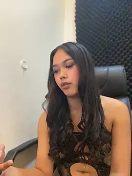 sexyasiancock yllana online show from June 30, 1:32 pm