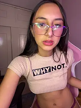 MoonLitDoll online show from July 13, 9:15 pm