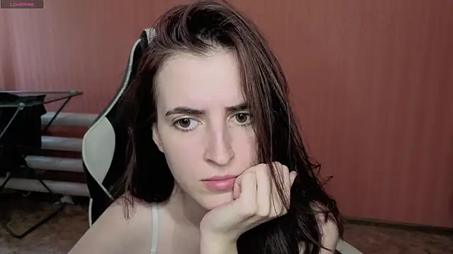 reaissss online show from June 26, 7:31 am
