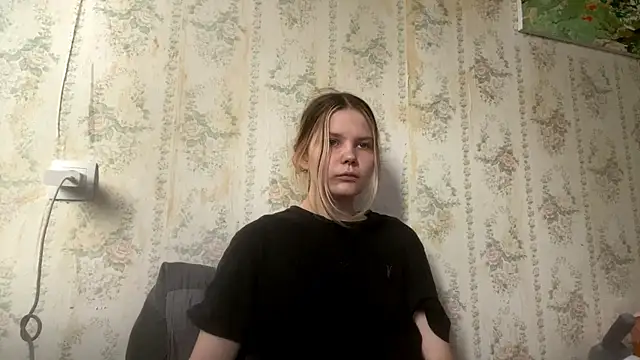SusanaLeichty online show from July 7, 3:48 pm