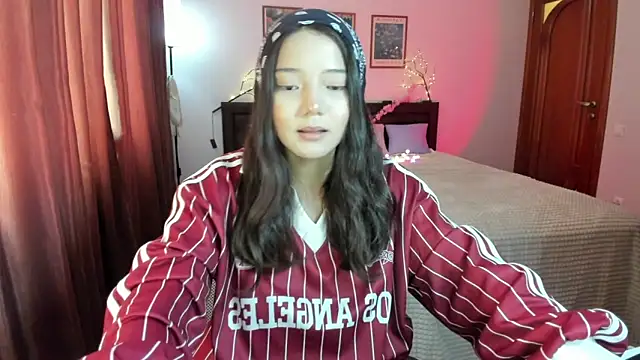 milana marttt online show from July 12, 2:18 pm