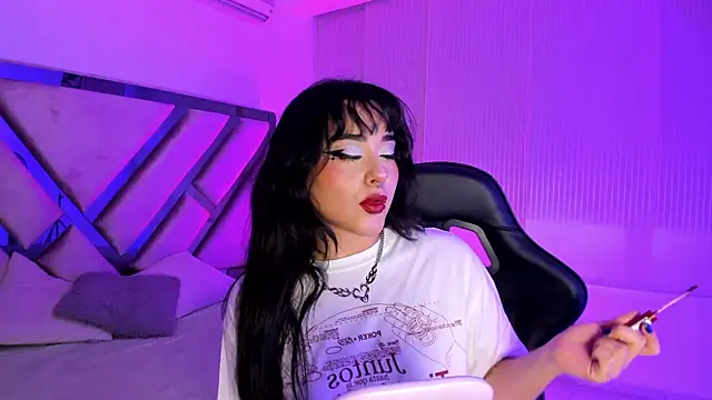 Elena Tylor online show from July 16, 8:46 pm