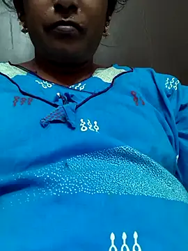 VelvetDollRivitha online show from May 30, 3:10 pm