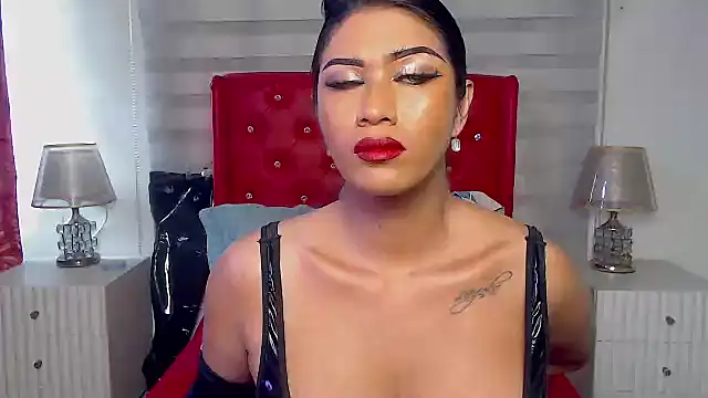KatrinaBuenass online show from May 26, 5:07 am