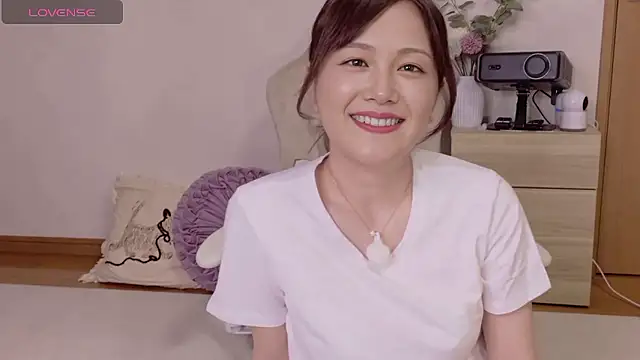 nicochan- online show from June 30, 11:10 am