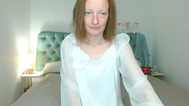 Anastasia skyy online show from May 31, 10:00 pm
