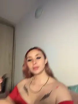 Sophia LuxxX online show from June 12, 4:09 am