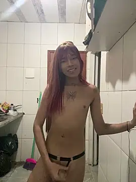 itevellyn  online show from June 11, 2:53 am
