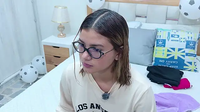 bunny blush12 online show from June 24, 6:18 pm
