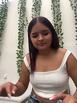 CrystalCarrington online show from June 26, 2:07 pm