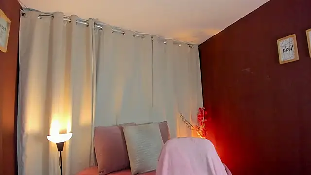 sensual fer online show from June 25, 12:29 pm