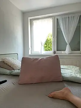 Cutie Lauren online show from July 4, 10:11 am