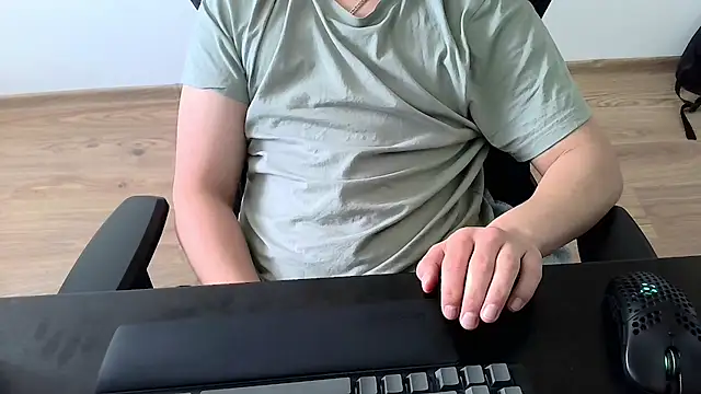Travis Patrick online show from June 14, 11:43 am
