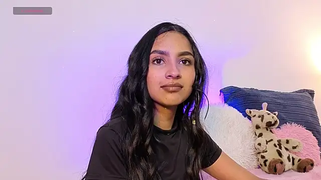 JAZMIIN 33 online show from July 17, 11:14 am