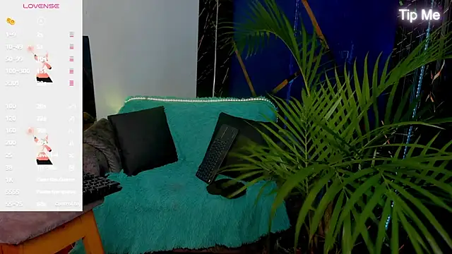 Valensmile online show from July 9, 8:11 pm