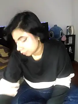 DanniValencia online show from July 15, 5:06 pm