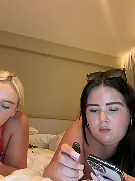Liv xxxx online show from July 3, 8:59 pm