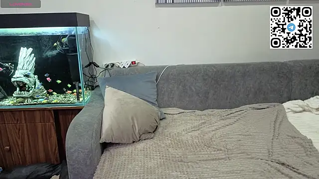 Mia E1fie02 online show from June 24, 12:59 pm